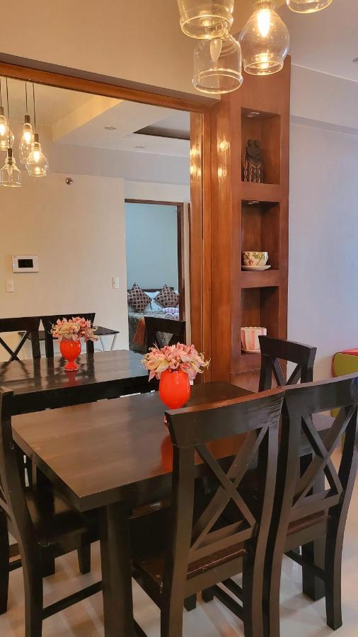 One Palm Tree Villas Condominium - Studio 10O With Balcony - Across Terminal 3 Airport มะนิลา ภายนอก รูปภาพ