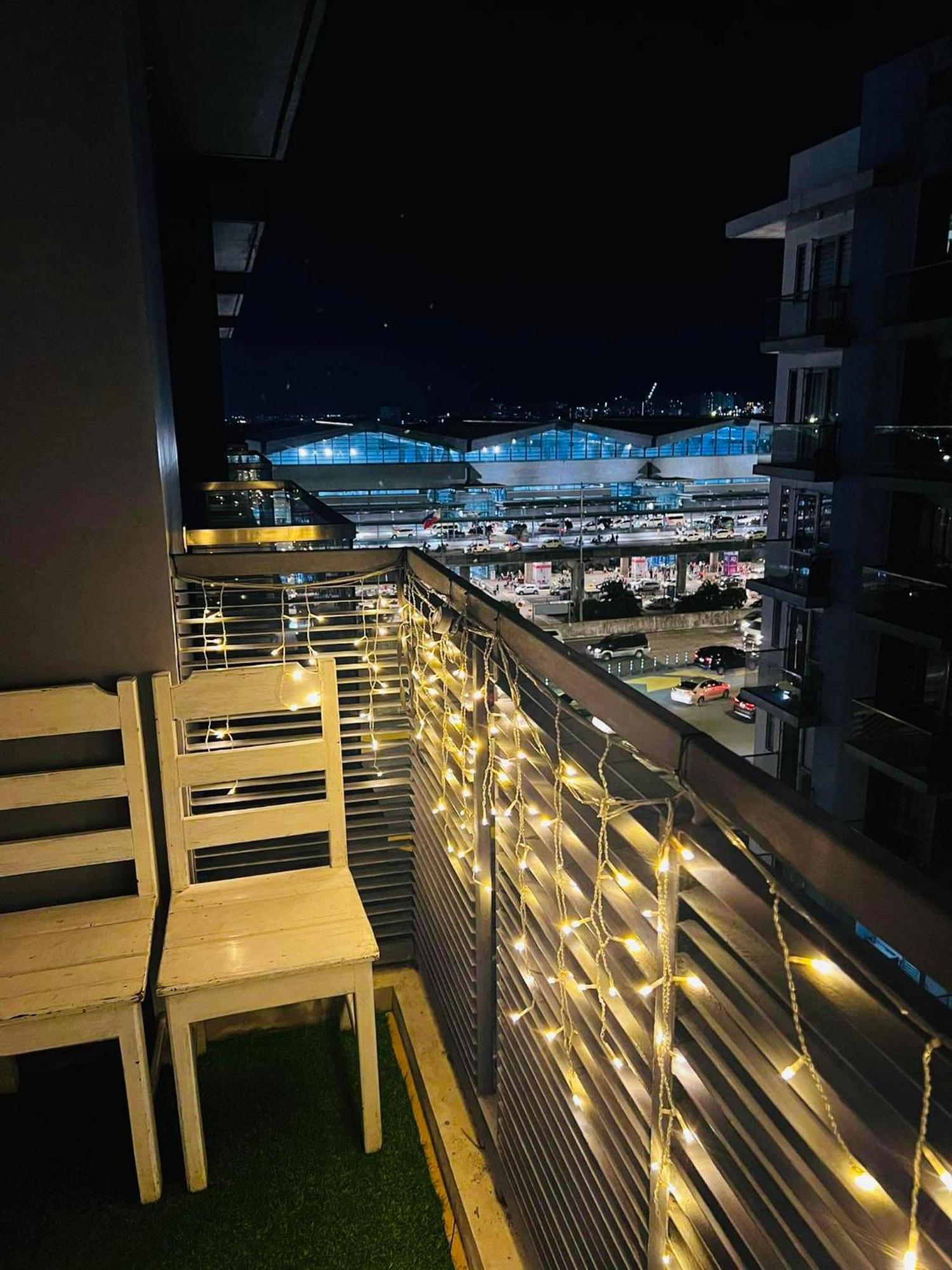 One Palm Tree Villas Condominium - Studio 10O With Balcony - Across Terminal 3 Airport มะนิลา ภายนอก รูปภาพ