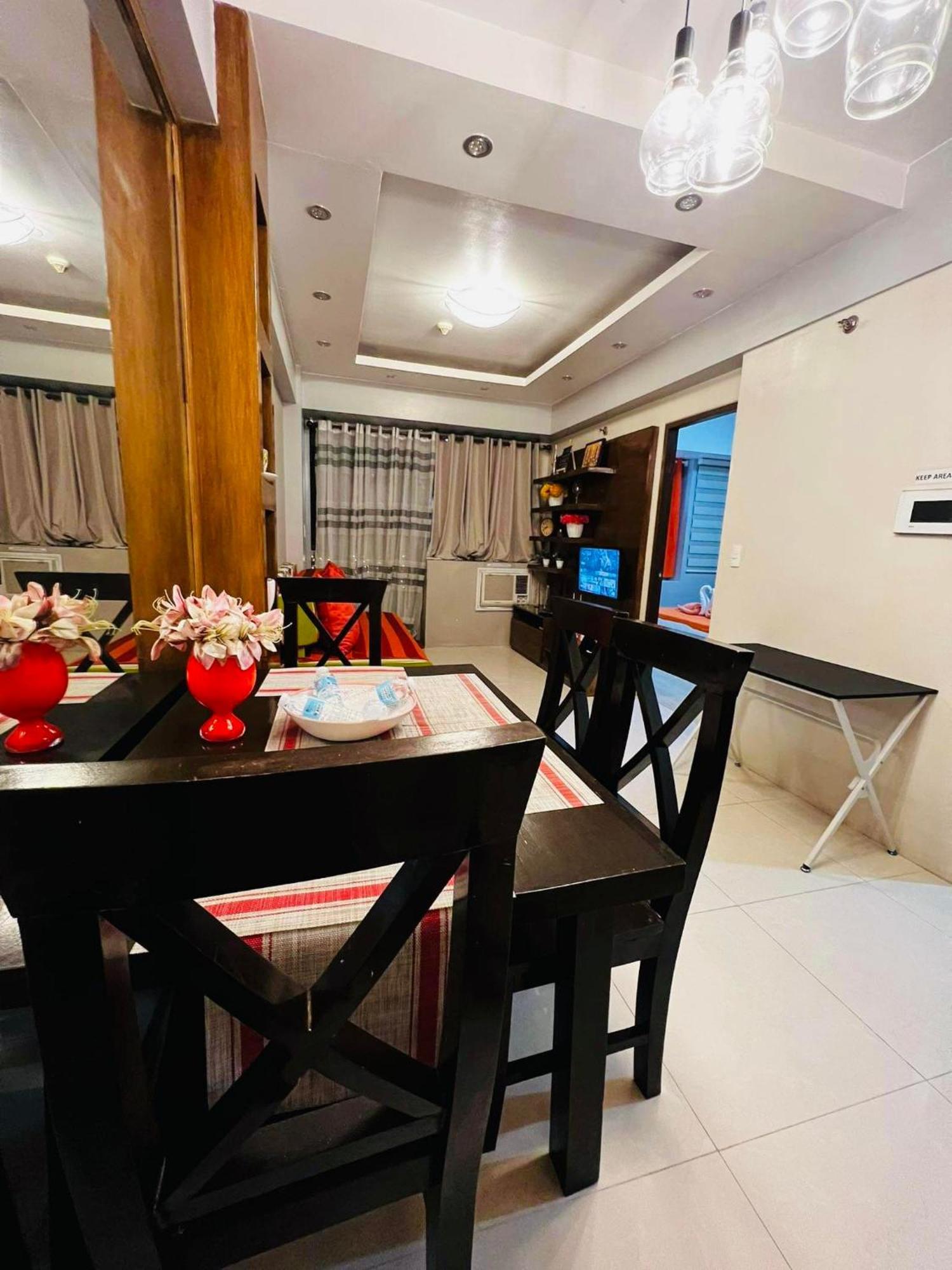One Palm Tree Villas Condominium - Studio 10O With Balcony - Across Terminal 3 Airport มะนิลา ภายนอก รูปภาพ